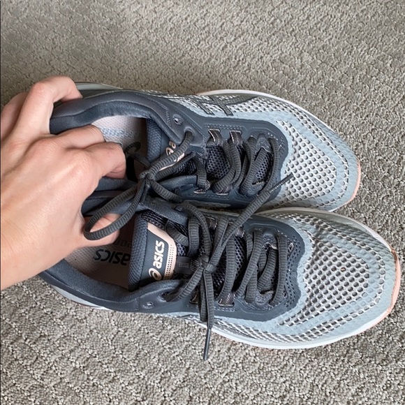 ASICS Running - Picture 2 of 6